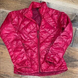 Outdoor Research Women's 800 Down Puffer Jacket